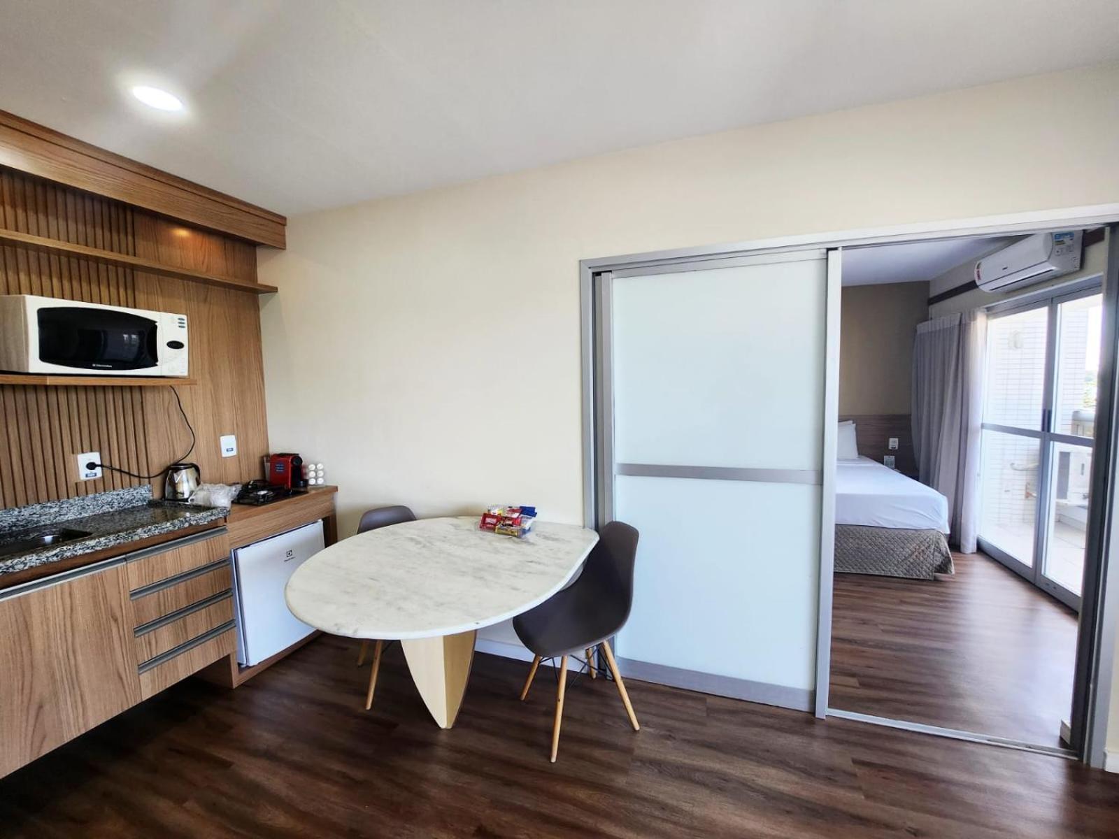 Nobile Suites Diamond วิตอเรีย ภายนอก รูปภาพ